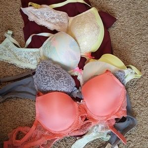 All 32 C besides gray, 34 b